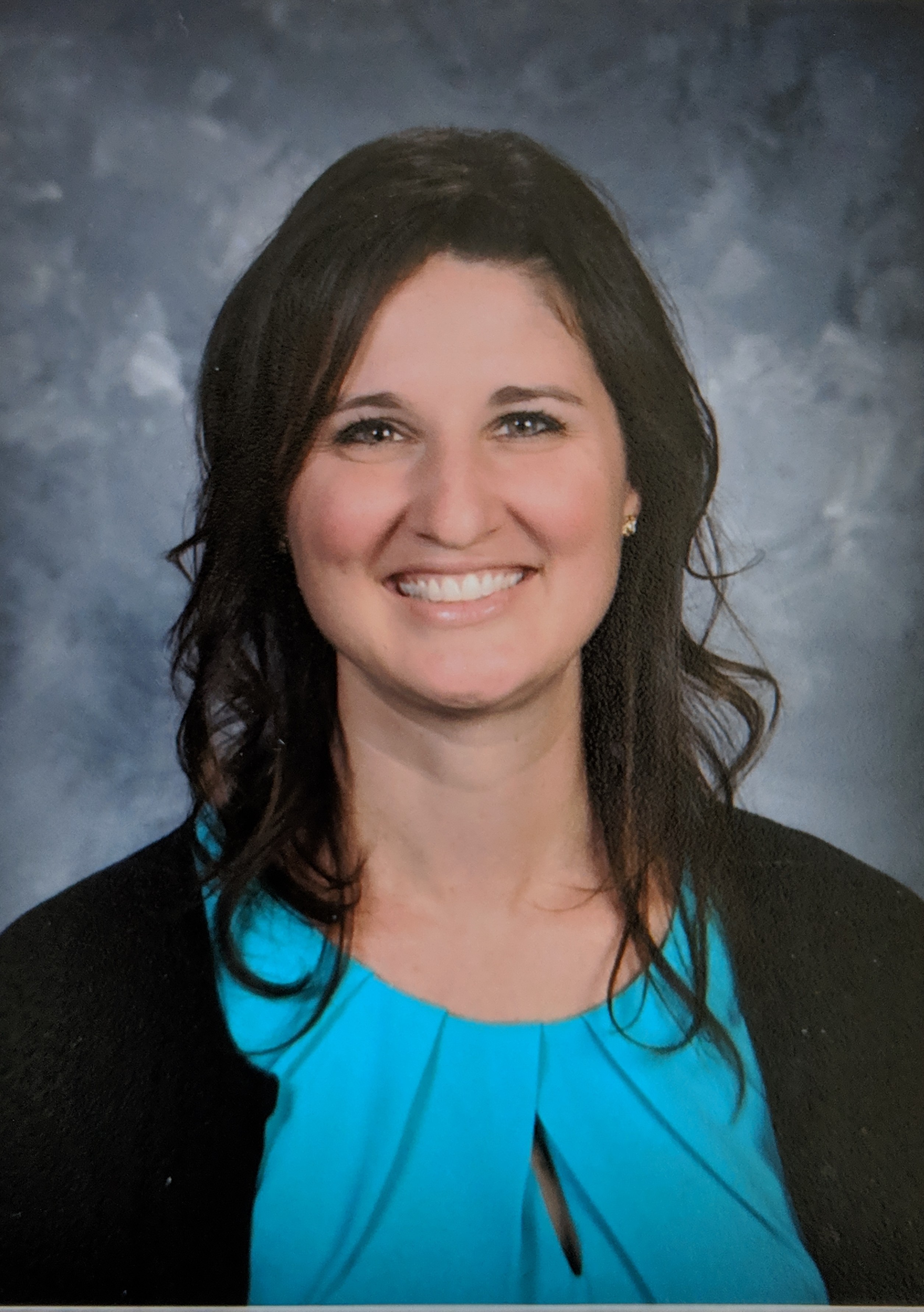 Amy Hopkins headshot